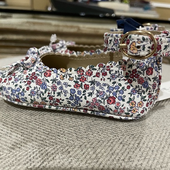❤️Janie and Jack baby floral ballet flats - Picture 2 of 6